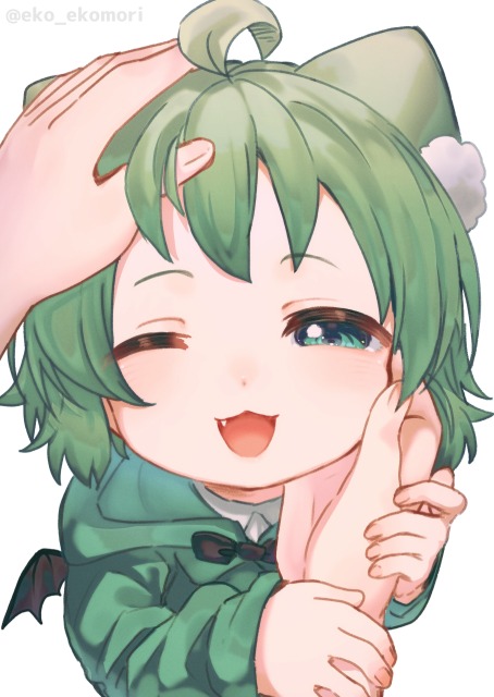 なでなで