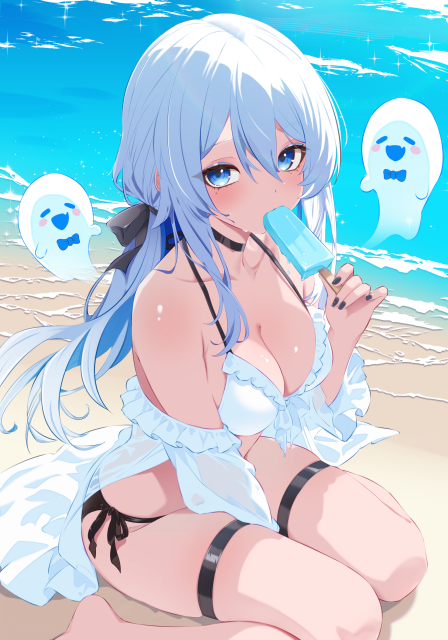 水着とアイスとゴースト